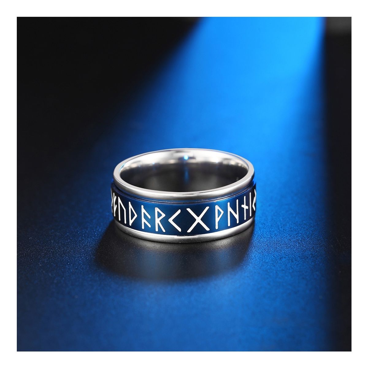 ZG JOYAS - Anillo Runas Vikingo Nórdico En Titanio Giratoria Fosforescente Hombre