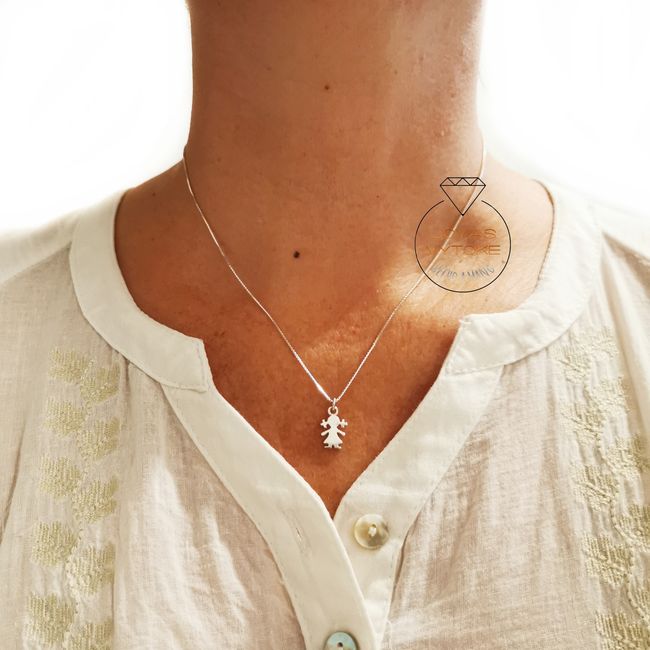 JOYAS MYTOKE - Colgante Dije Niña + Cadenita Plata Fina 925 Collar Niñita