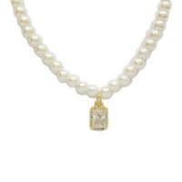 Collar Perlas Con Dije Cubo