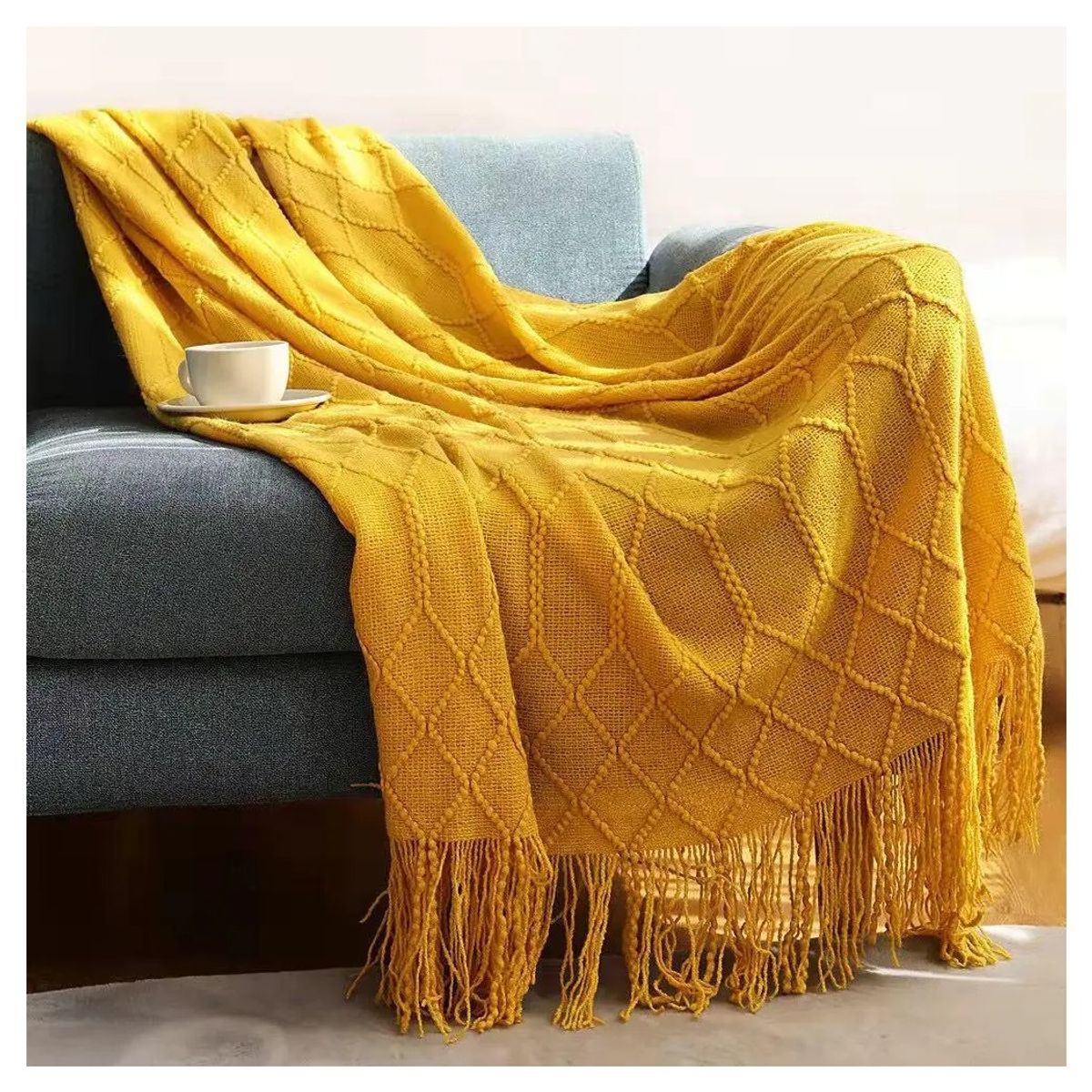 GENERICO - Manta para Sofá o Piecera Blanket modelo Rombos y Flecos Color Mostaza