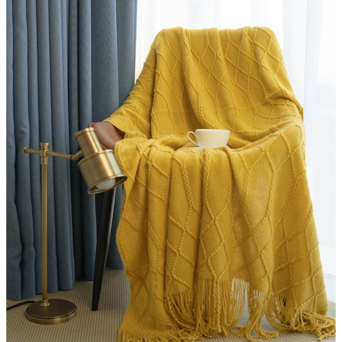 GENERICO - Manta para Sofá o Piecera Blanket modelo Rombos y Flecos Color Mostaza