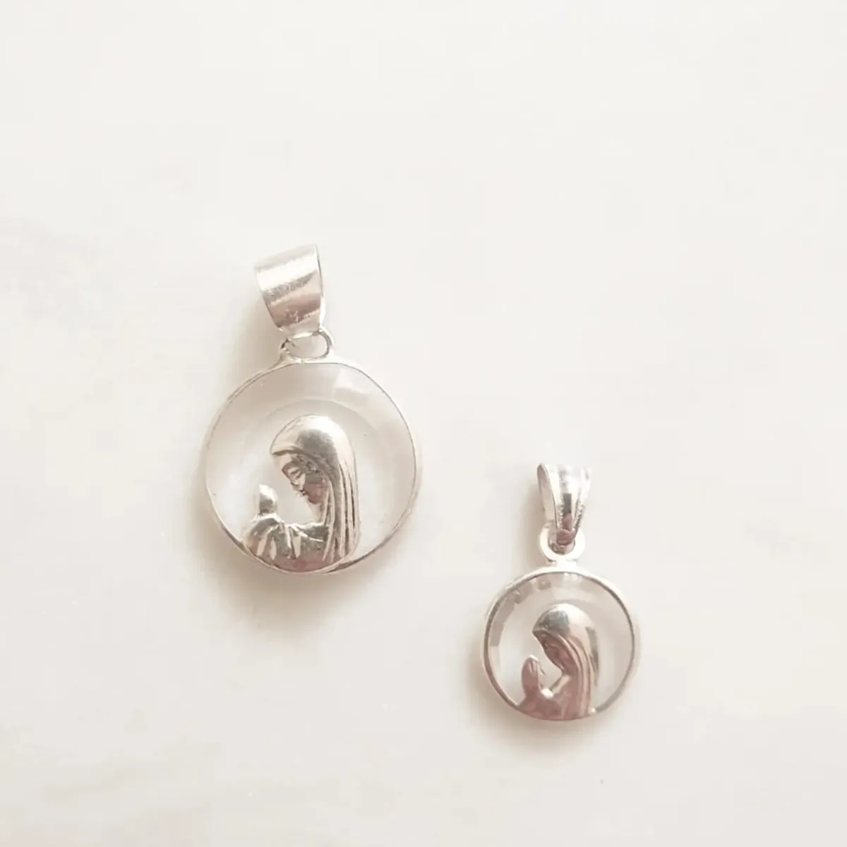 JOYAS VALDES GARCIA - Medalla  Virgen Niña cristal y plata 12mm