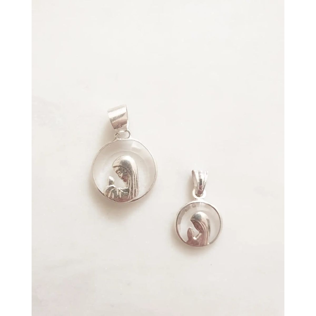 JOYAS VALDES GARCIA - Medalla  Virgen Niña cristal y plata 12mm