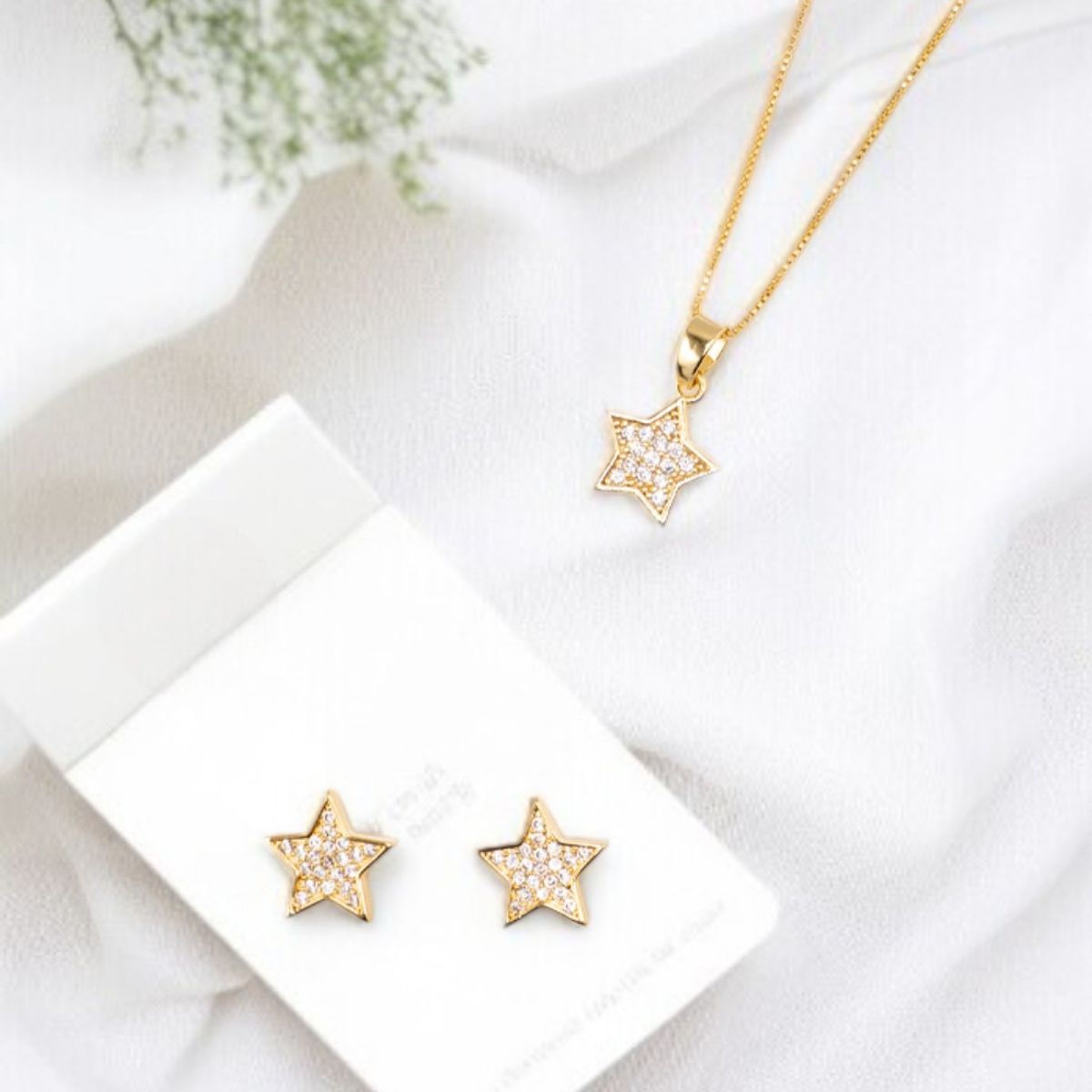 JOYAS MONTERO - Conjunto Estelar Gold Con Micro Circones