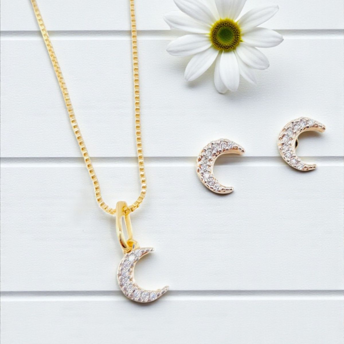 JOYAS MONTERO - Conjunto Luna Gold Con Micro Circones