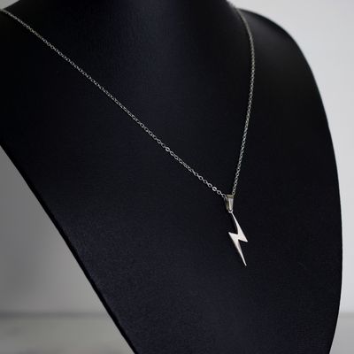 Imagen 1 del producto Collar Rayo Rayito Acero Inoxidable Colgante Unisex