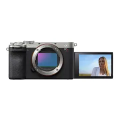 SONY - Cámara Profesional Compacta Full Frame Mirrorless ILCE-7CR Plateada