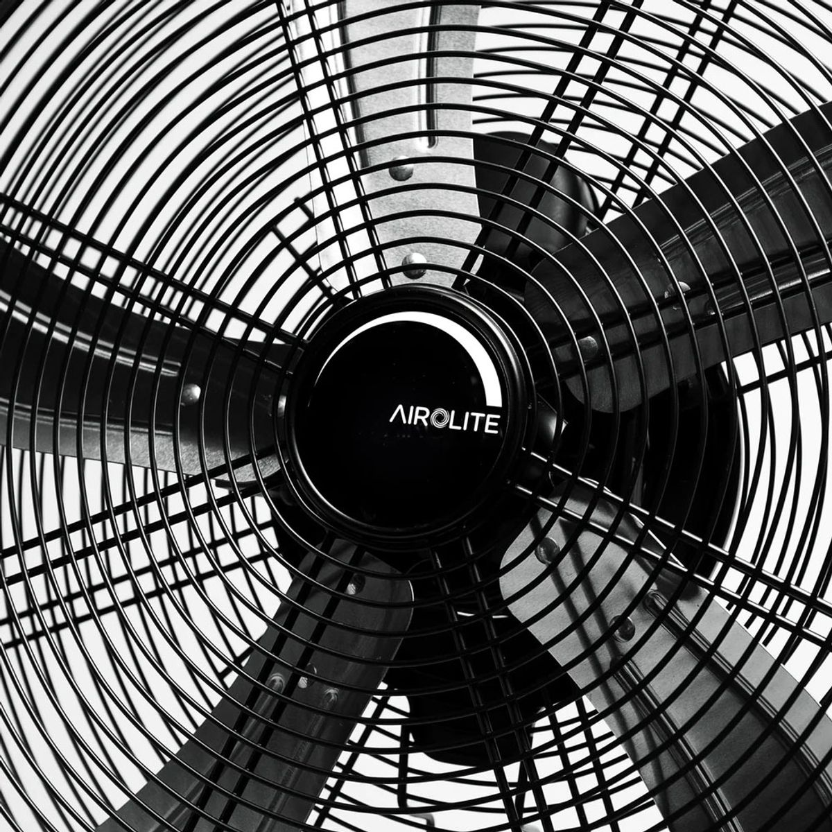 AIROLITE - VENTILADOR PEDESTAL 20" AIROLITE ALTO REND. MOD: V20PAV6