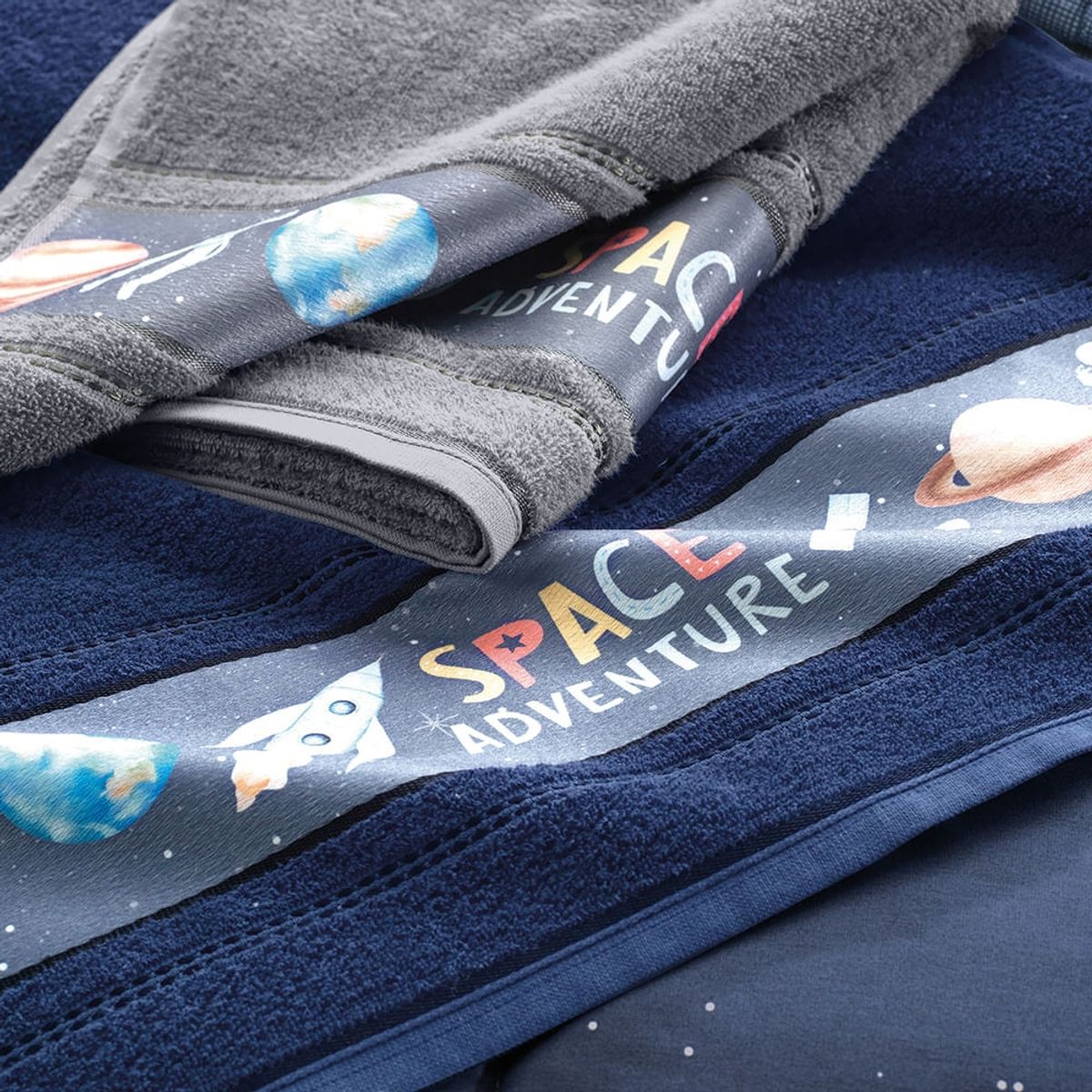 KARSTEN - Toalla de baño Karsten Galáxia Azul Marino