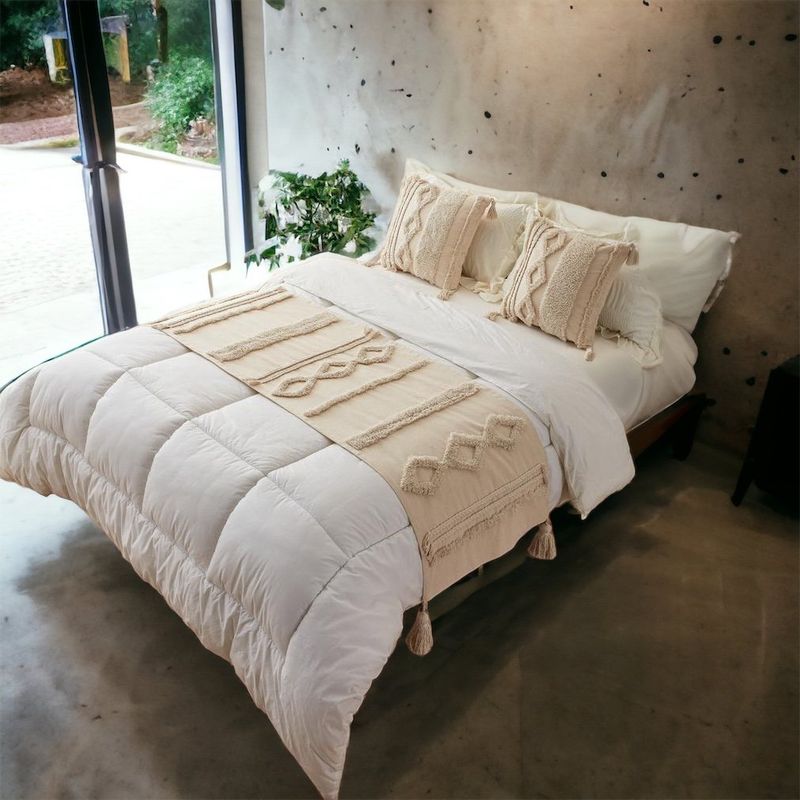 MANDIRHOME - Set Piecera + 2 Fundas Cojín Boho Daniela Crudo 210x60cms y 45x45cms