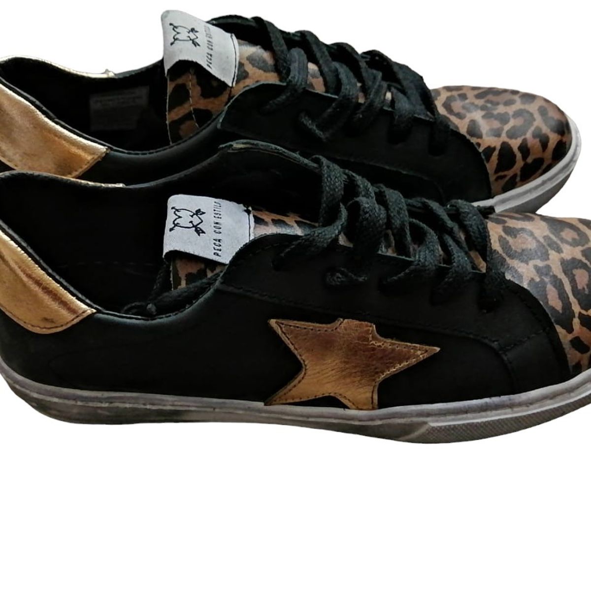 PECA CON ESTILO - ZAPATILLA URBANA MODELO ISABELLA