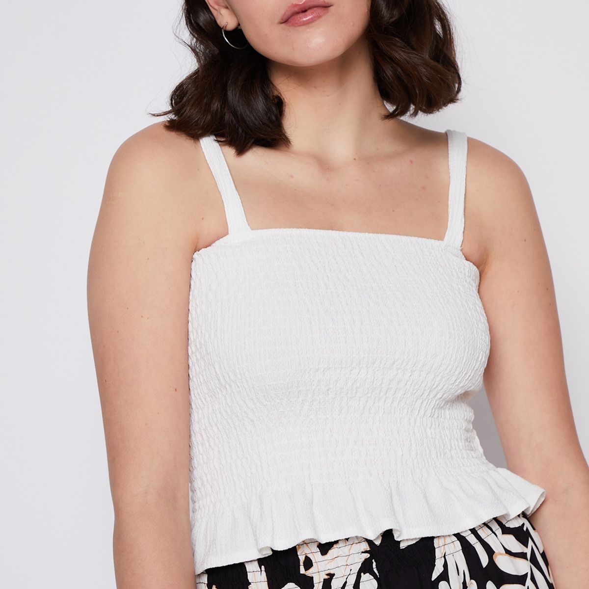 FAMILY SHOP - Polera Mujer Tirantes Panal Blanco Family Shop