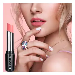 DOLCE BELLA - Labiales En Barra Larga Duración Originales