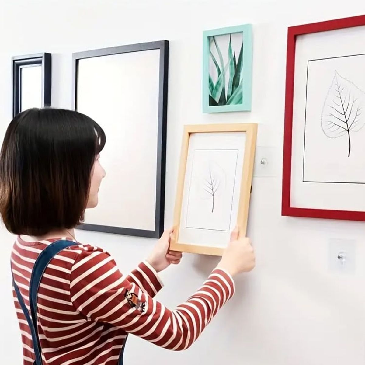 MIABU - Colgador tornillo adhesivo pared x 4