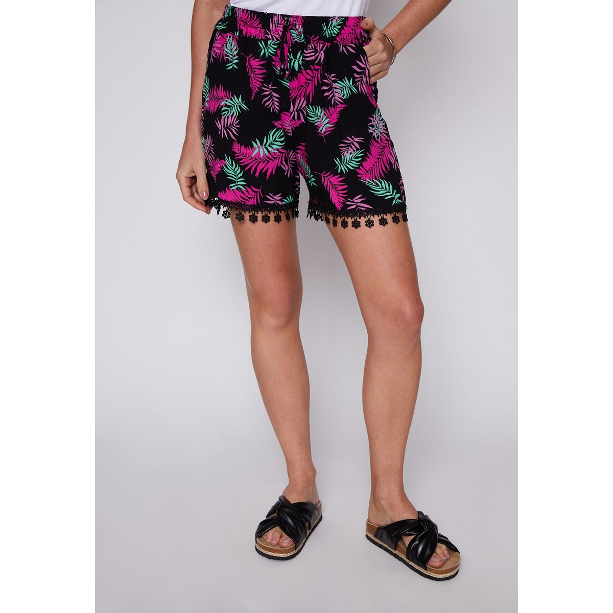 FAMILY SHOP - Short Mujer Viscoso Tropical Fucsia Family Shop