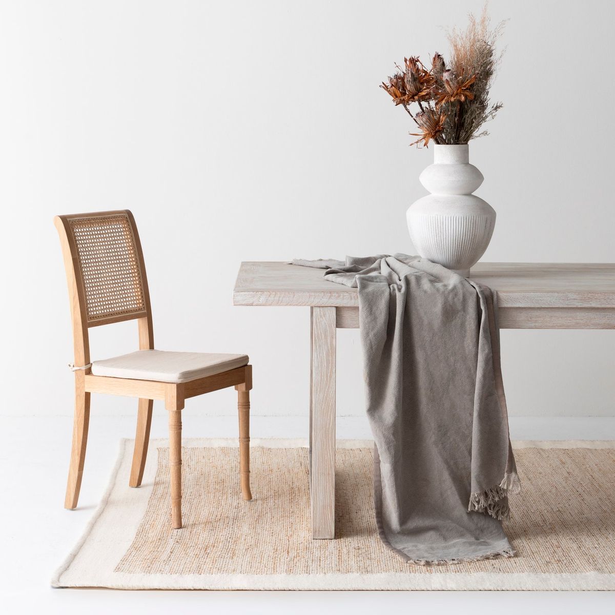 FORM DESIGN - Silla Madera Beatrice Crudo Form