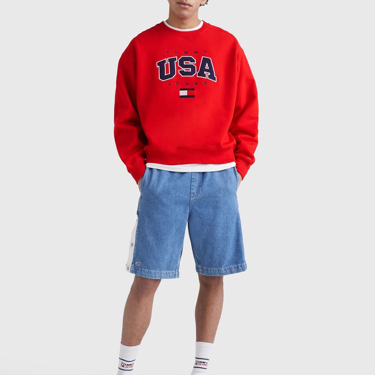 TOMMY HILFIGER - Polerón Relaxed Modern Con Logo Rojo Tommy Jeans