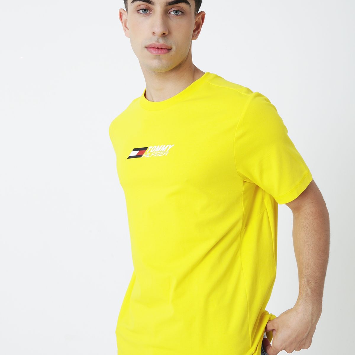 TOMMY HILFIGER - Polera Sport Essential Logo Amarillo Tommy Hilfiger