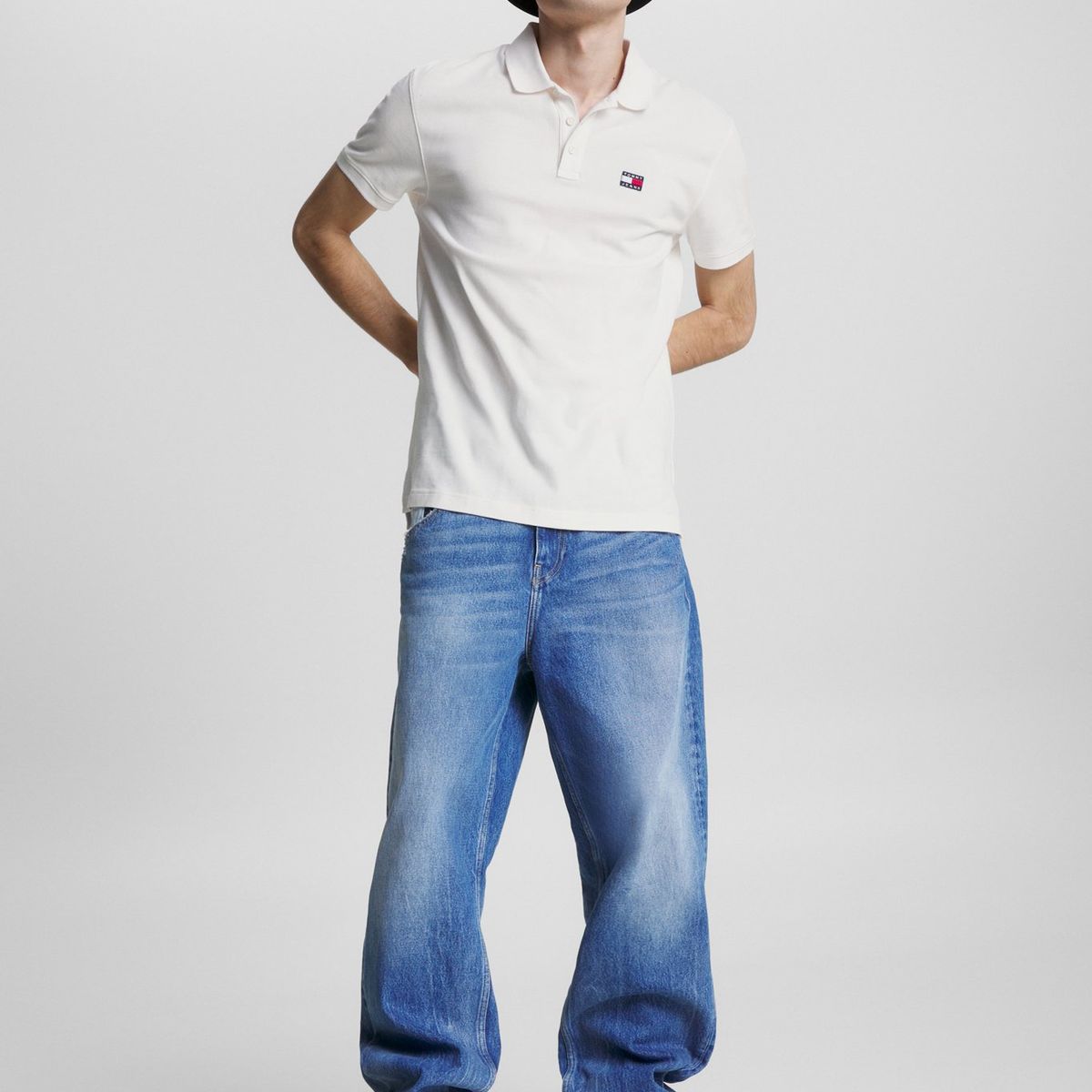 TOMMY HILFIGER - Polo Classic Con Parche Blanco Tommy Jeans