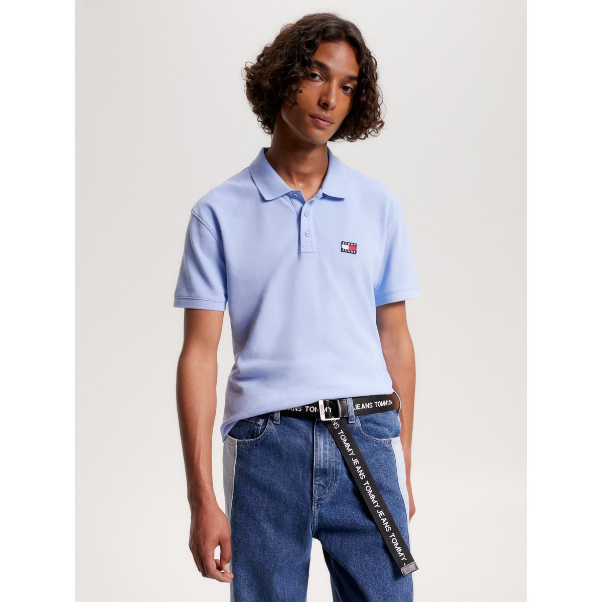 TOMMY HILFIGER - Polo Classic Con Parche Celeste Tommy Jeans