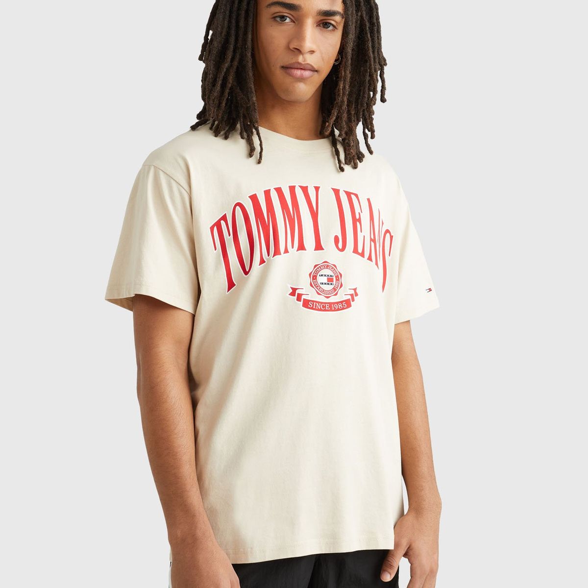 TOMMY HILFIGER - Polera Relaxed Modern Prep Beige Tommy Jeans