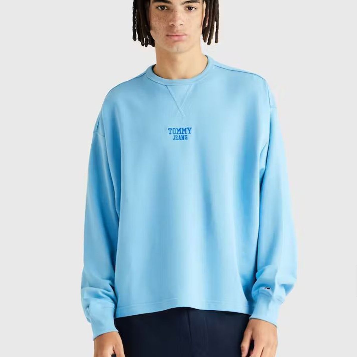 TOMMY HILFIGER - Polerón Relaxed Modern Boxy Celeste Tommy Jeans