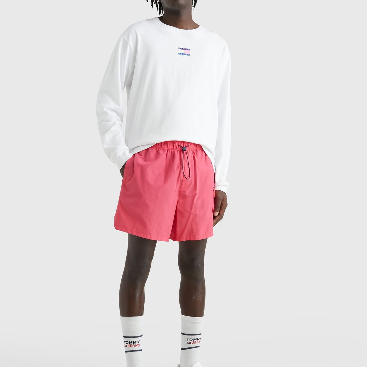 TOMMY HILFIGER - Polera Relaxed Universitaria Blanco Tommy Jeans