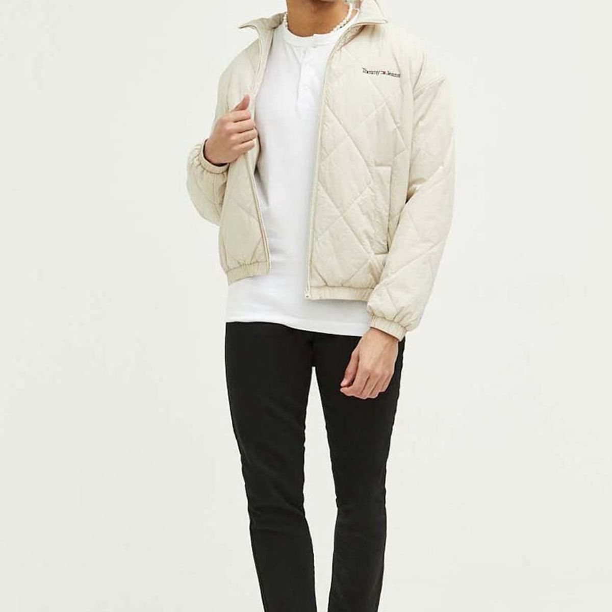 TOMMY HILFIGER - Chaqueta Liviana Boxy Beige Tommy Jeans