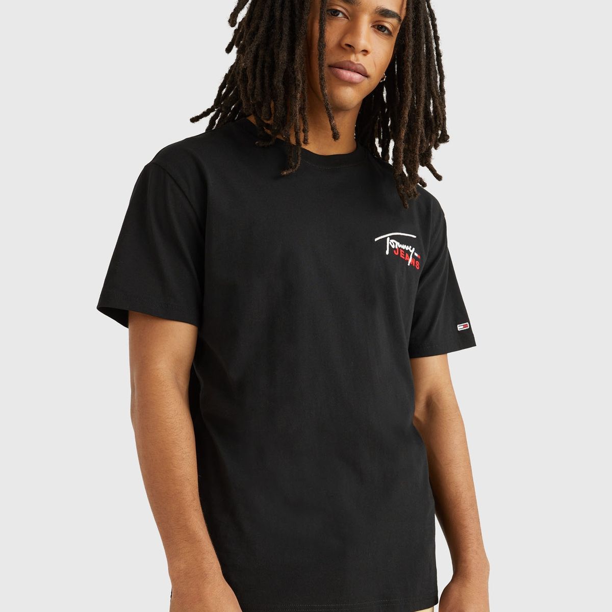 TOMMY HILFIGER - Polera Classic Graphic Signature Negro Tommy Jeans