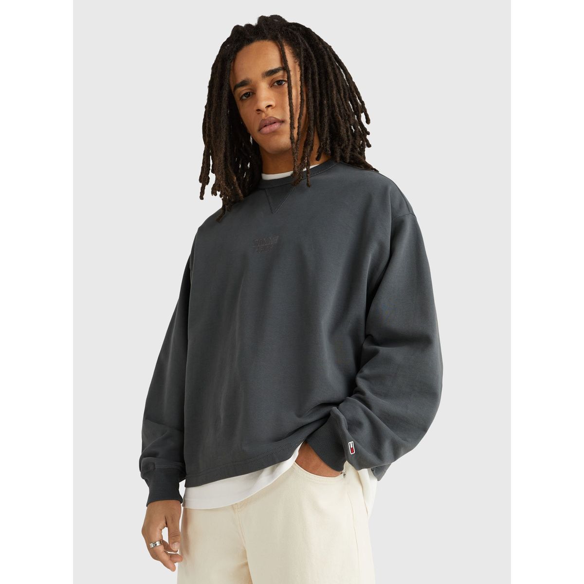 TOMMY HILFIGER - Polerón Relaxed Modern Boxy Negro Tommy Jeans