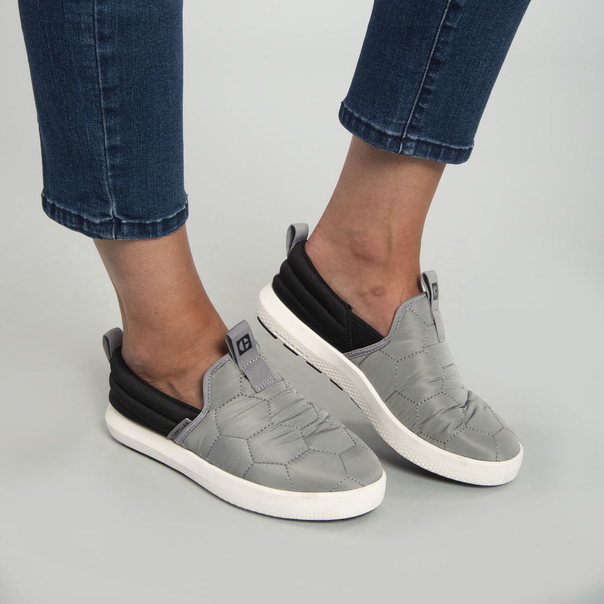 CAT - Zapatilla Hombre Scout Slip On Gris CAT