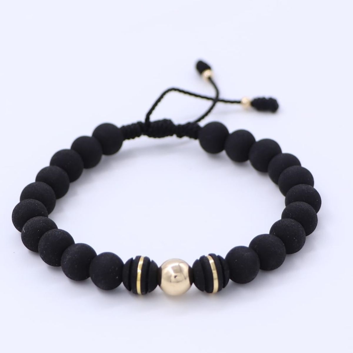 GENERICO - Pulsera Negra en oro laminado de 18k
