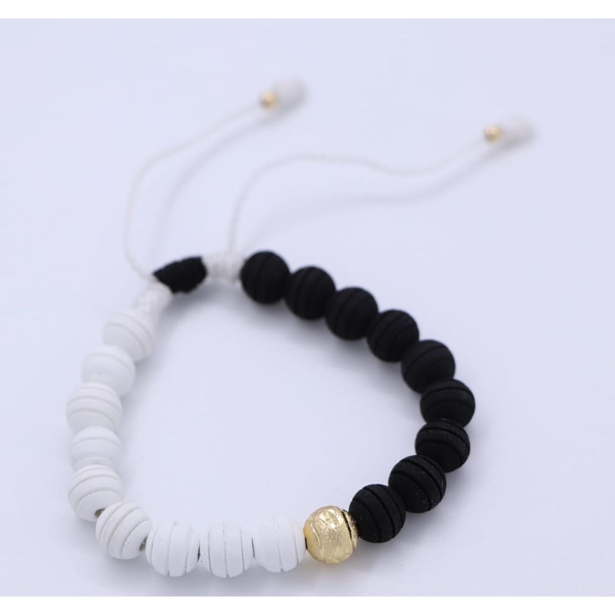 GENERICO - Pulsera en oro laminado de 18k