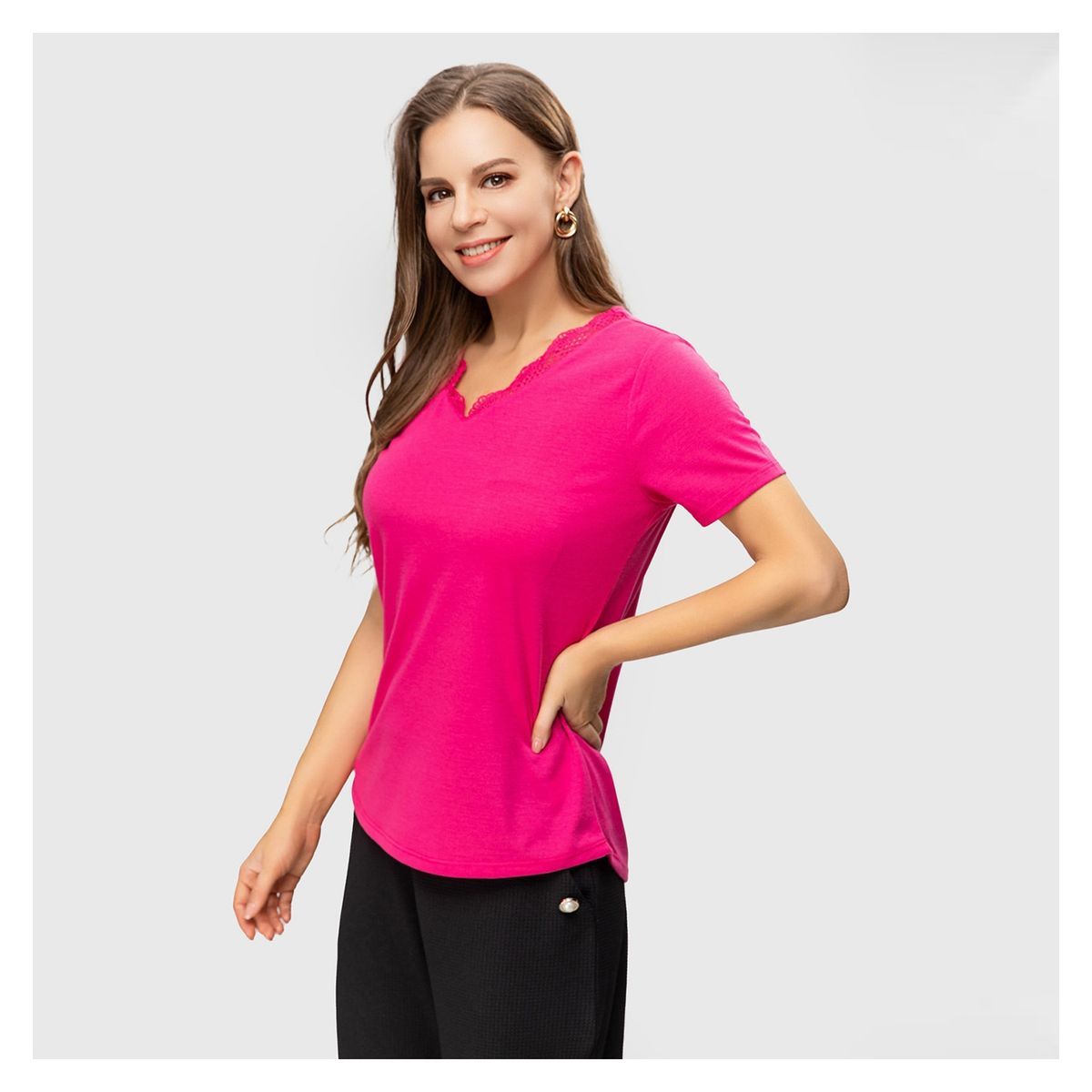 FASHION'S PARK - Polera Mujer Escote Con Aplicación Encaje Fucsia Fashion's Park