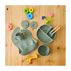 GENERICO - Set Alimentación Silicona 8 Piezas Antideslizante - verde