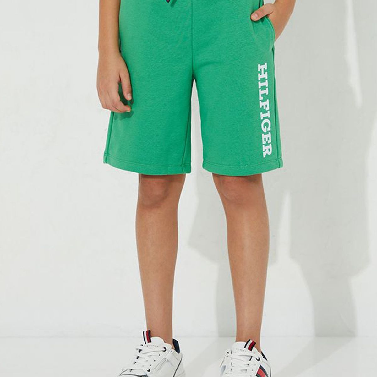 TOMMY HILFIGER - Short Con Logo Monotype Verde Tommy Hilfiger Niño