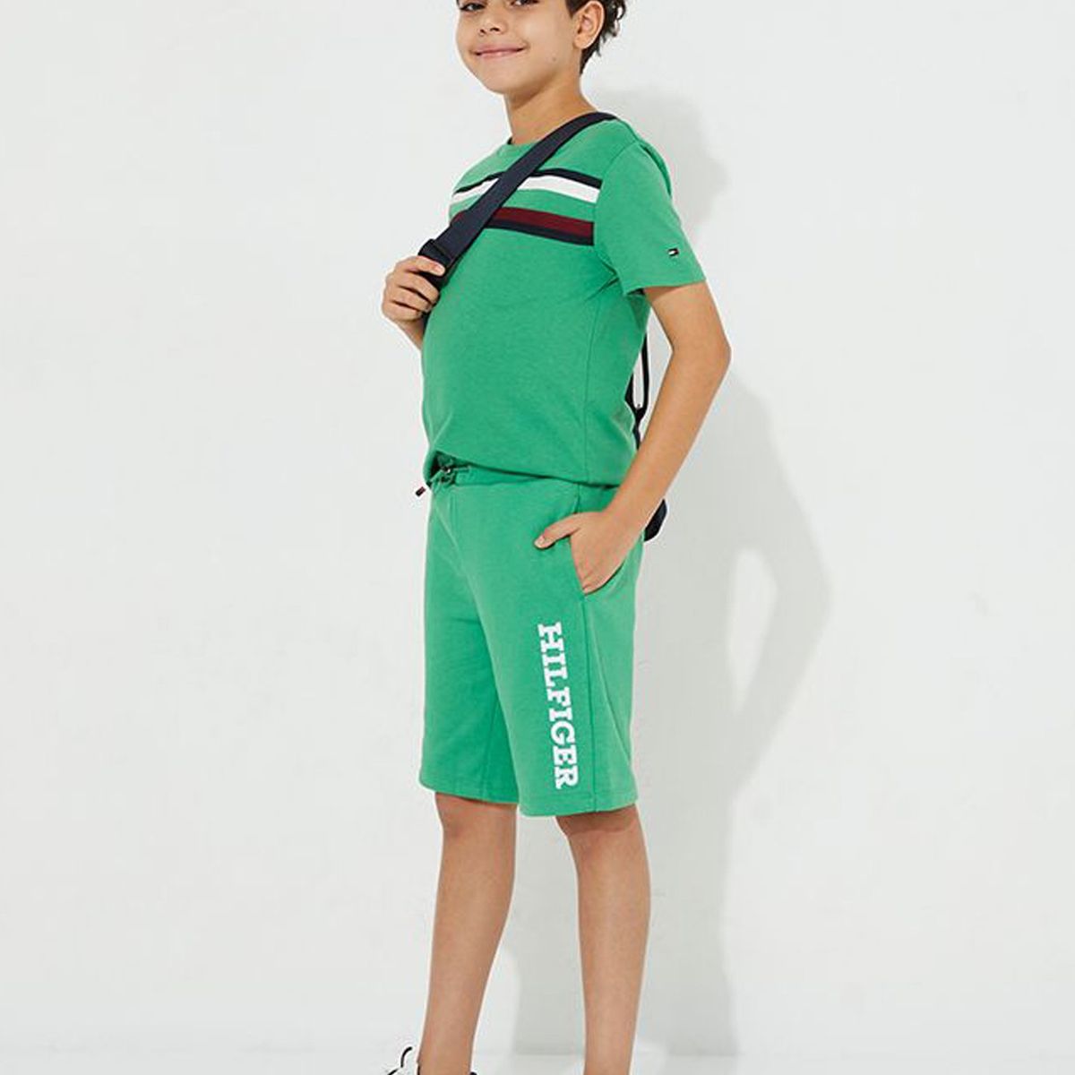 TOMMY HILFIGER - Short Con Logo Monotype Verde Tommy Hilfiger Niño