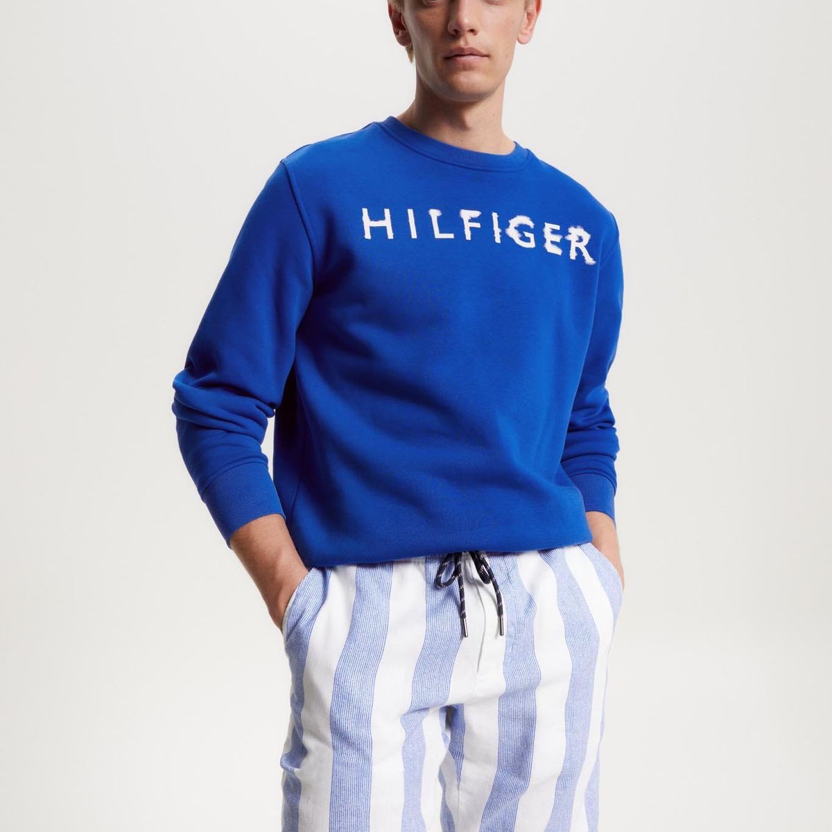 TOMMY HILFIGER - Polerón Con Logo Artístico Azul Tommy Hilfiger