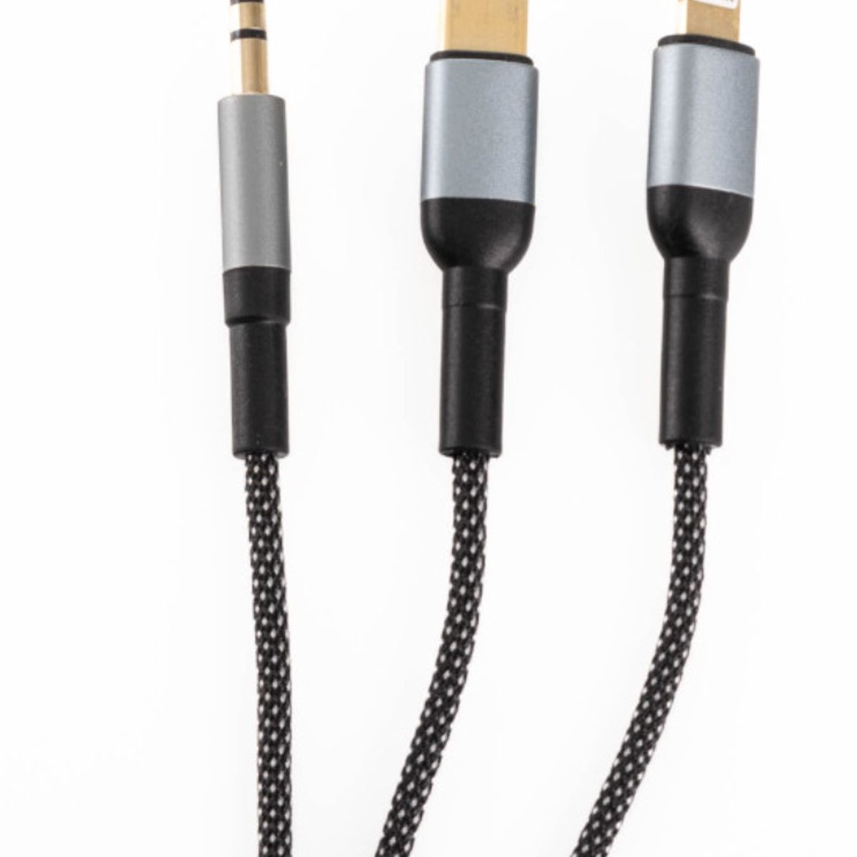 GENERICO - Cable Auxiliar Audio 3 en 1 Iphone + UsbC / Jack