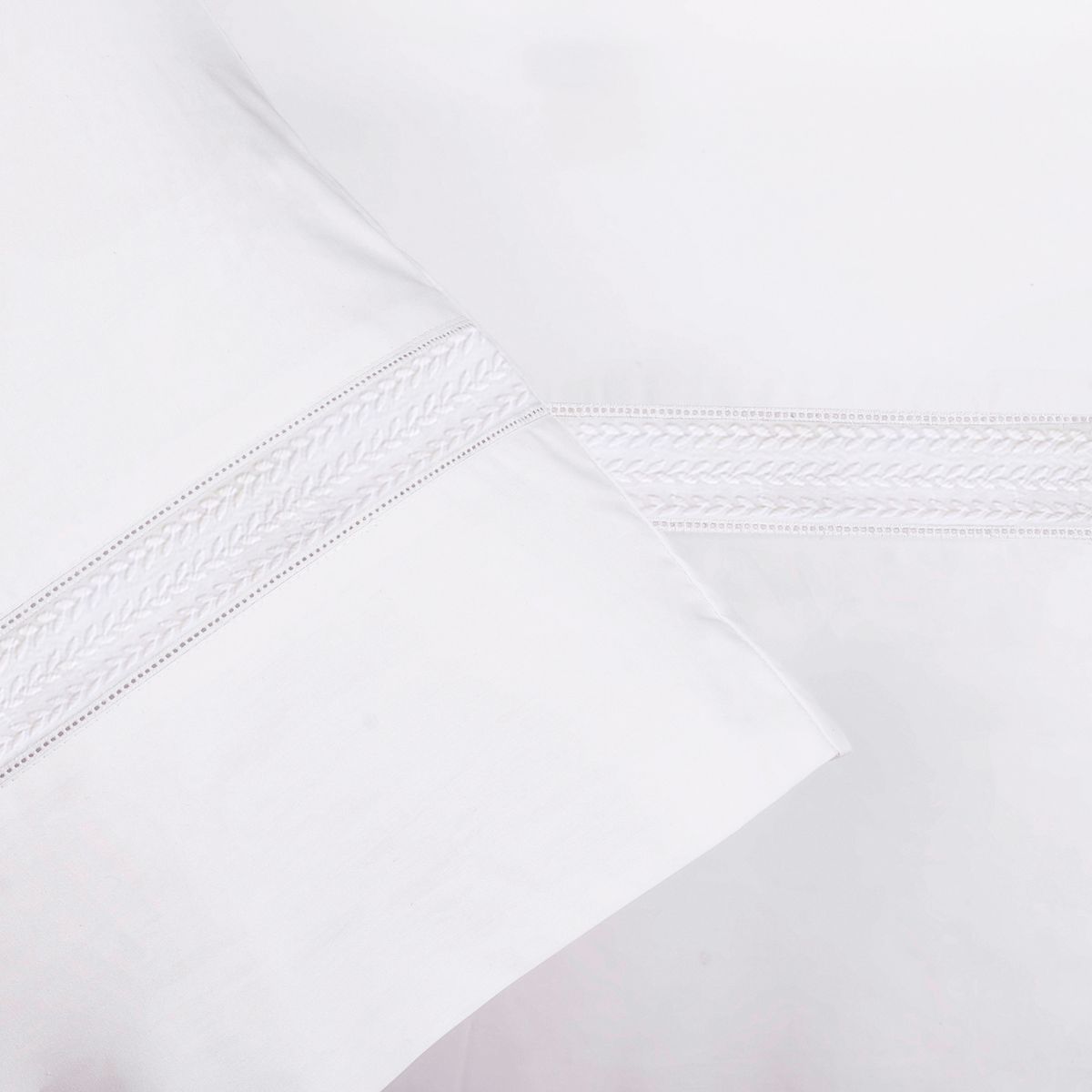 NINA HERRERA - Sábana Básica Tres Espigas Blanco 220 Hilos 2 Plazas