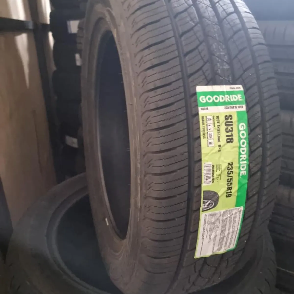 GOODRIDE - NEUMATICO 23555 R19 GOODRIDE SU318 105V HT
