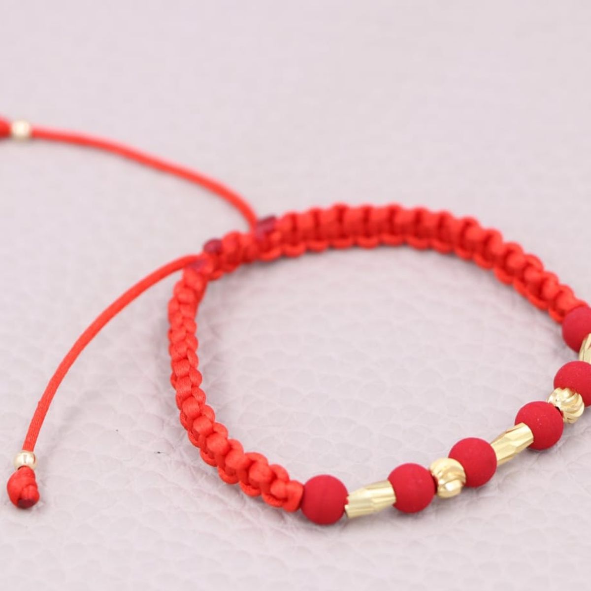 GENERICO - Pulsera  Macramé  Canutillo en oro laminado de 18k