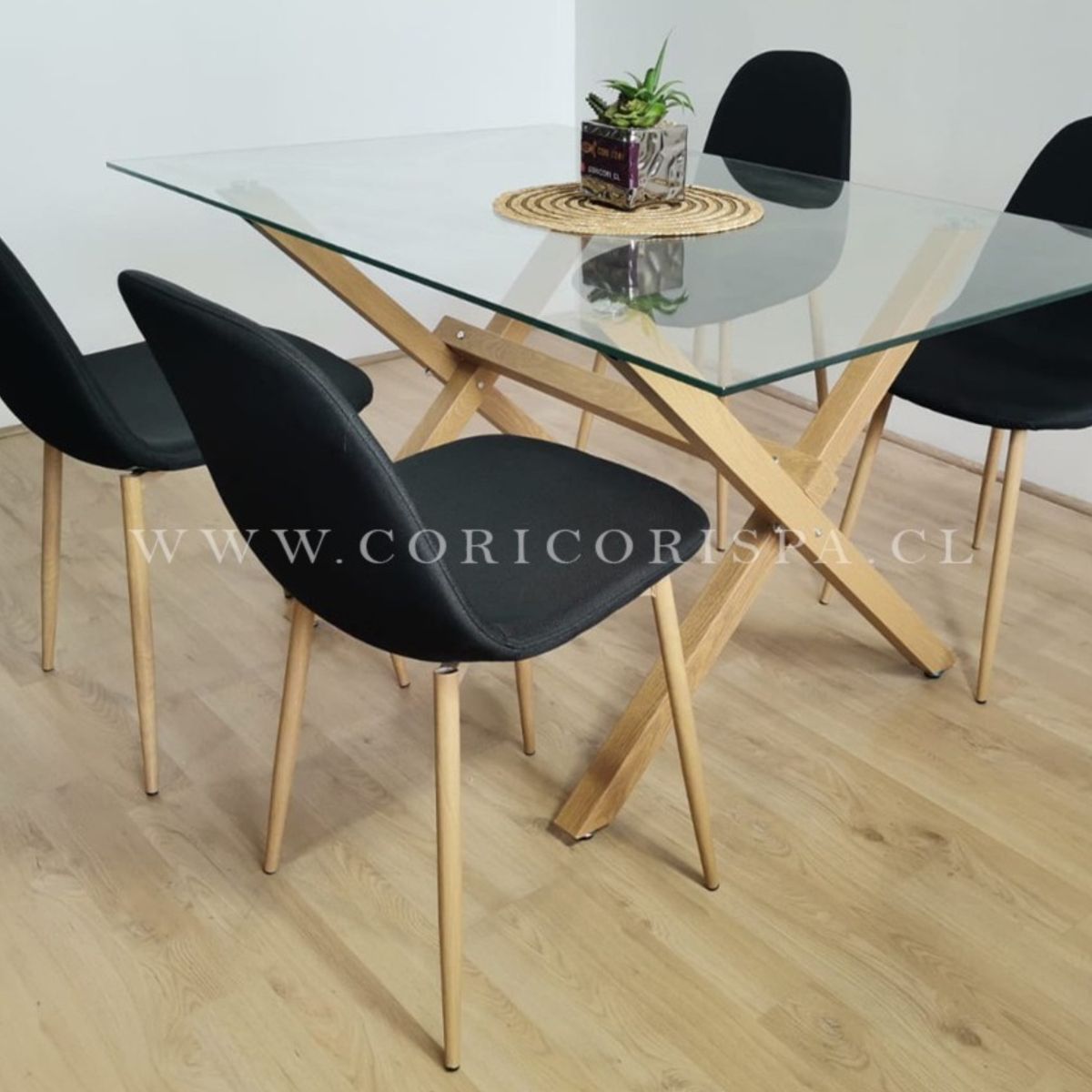 CORI CORI - Juego de Comedor Medlock Vidrio 140x90 + 4 Sillas Scoop