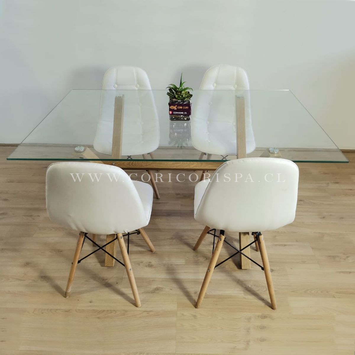 CORI CORI - Juego de Comedor Medlock Vidrio 140x90 + 4 Sillas Eames Capitonne Blanco