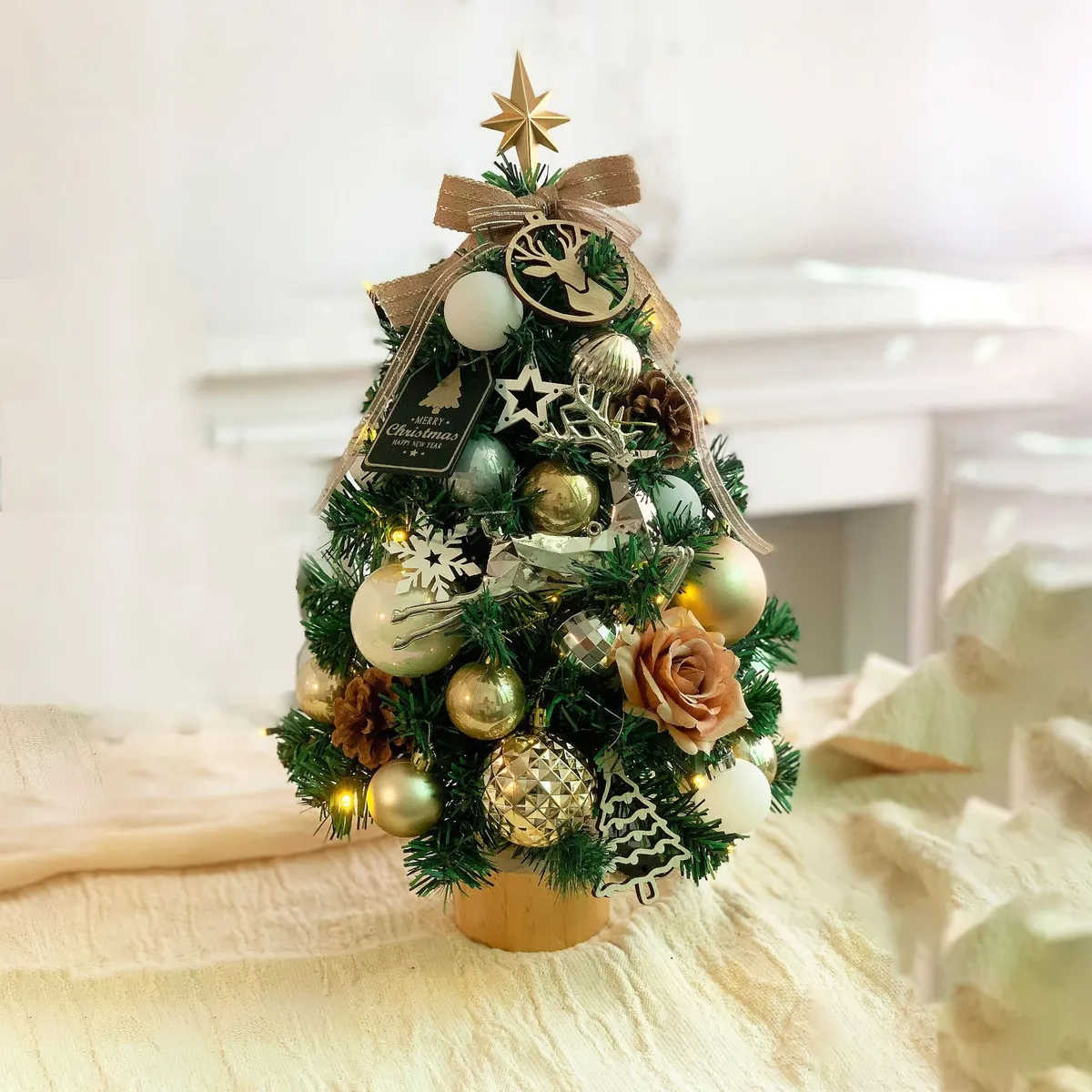 VATYERTY - Mini árbol de Navidad de aguja de pino simulada de 45 cm