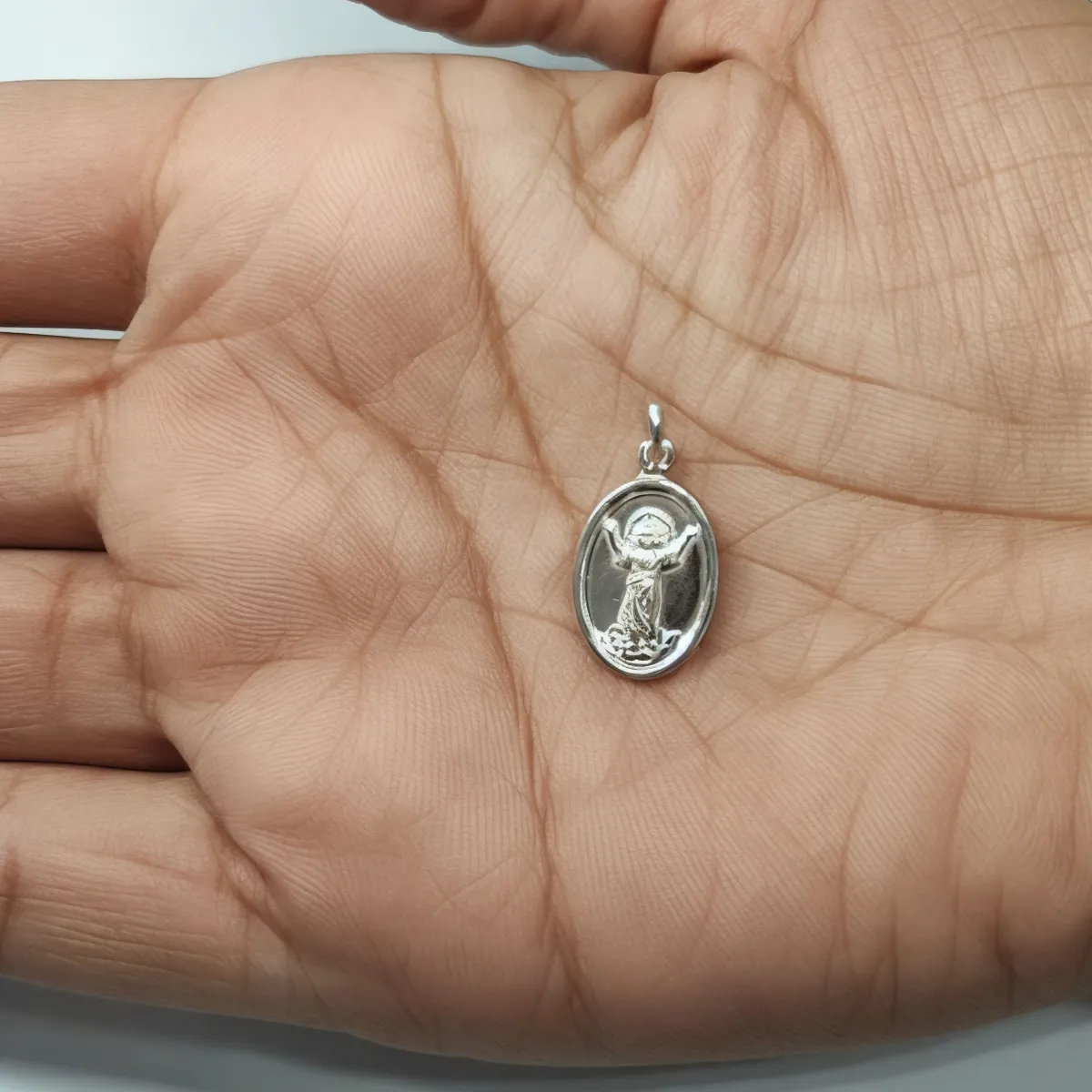 COGGIOLA - Colgante Medalla Divino Niño Plata Fina 925