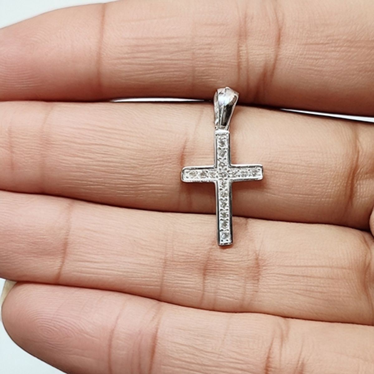 ANDREA COGGIOLA JOYAS - Colgante Cruz Circón Plata Fina 925