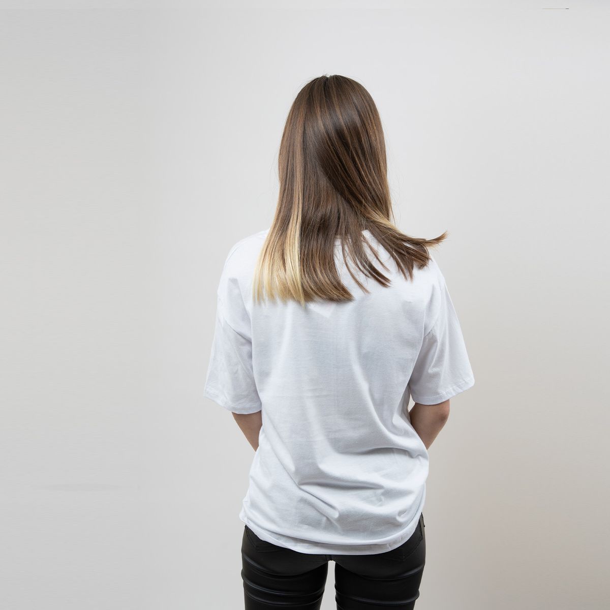 MARVEL - Polera Mujer Avengers Team Blanco Marvel