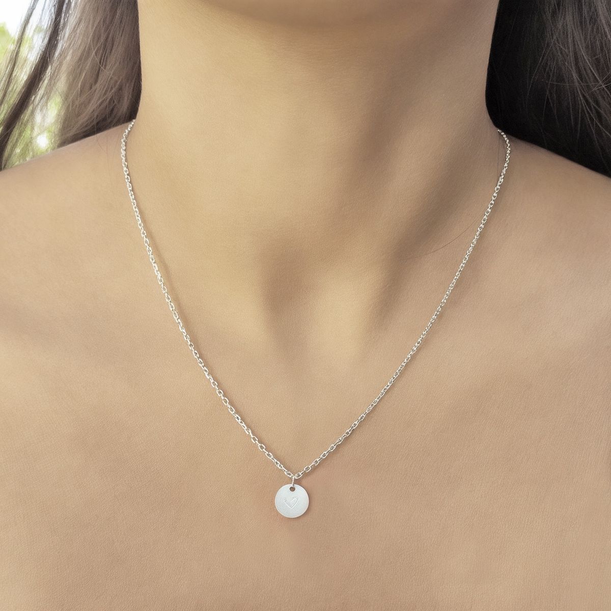 COGGIOLA - Collar Placa Redonda Corazón Grabado Plata Fina 925