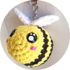ARTESANIAS CHILENAS - Kit de amigurumis Abeja margarita